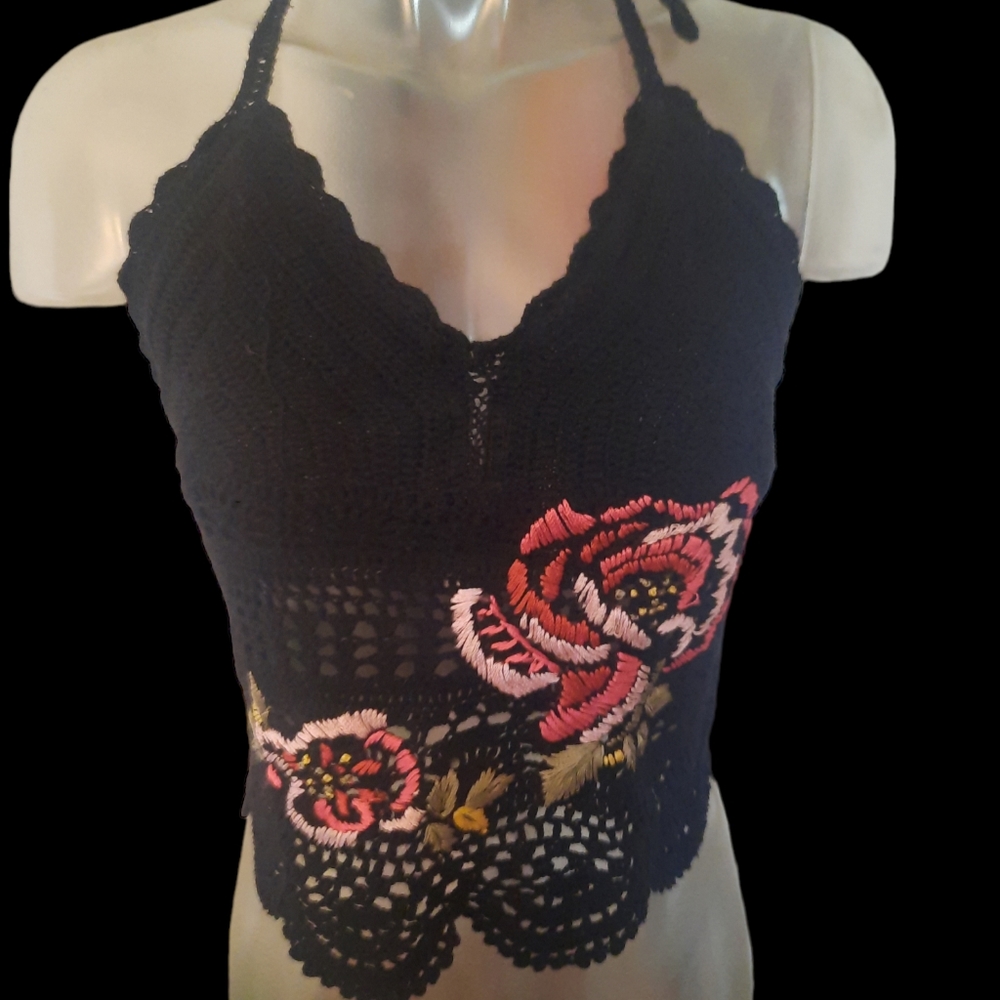 Crotchet halter top